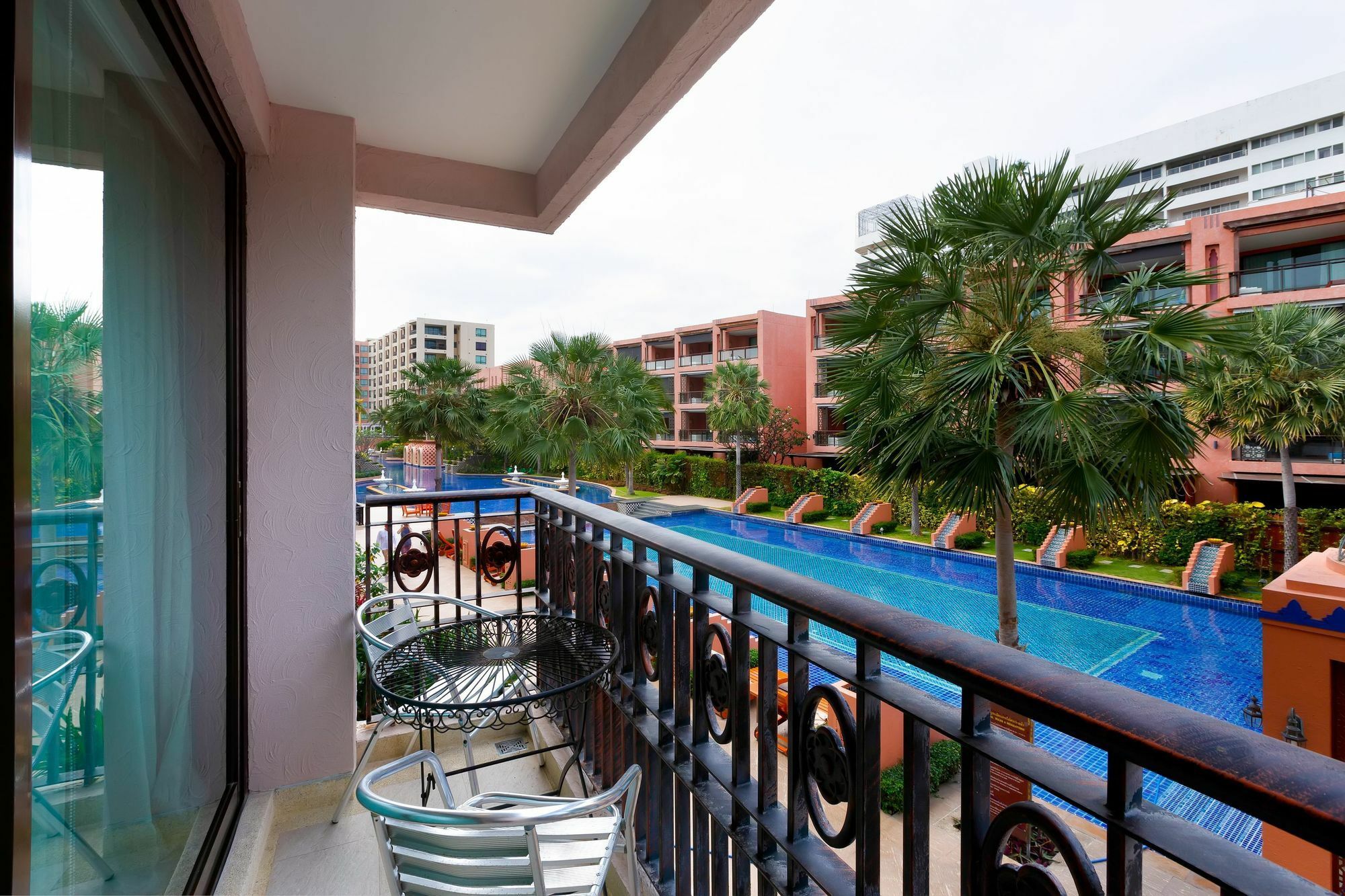 Marrakesh Beachfront Condominium Hua Hin Exterior foto